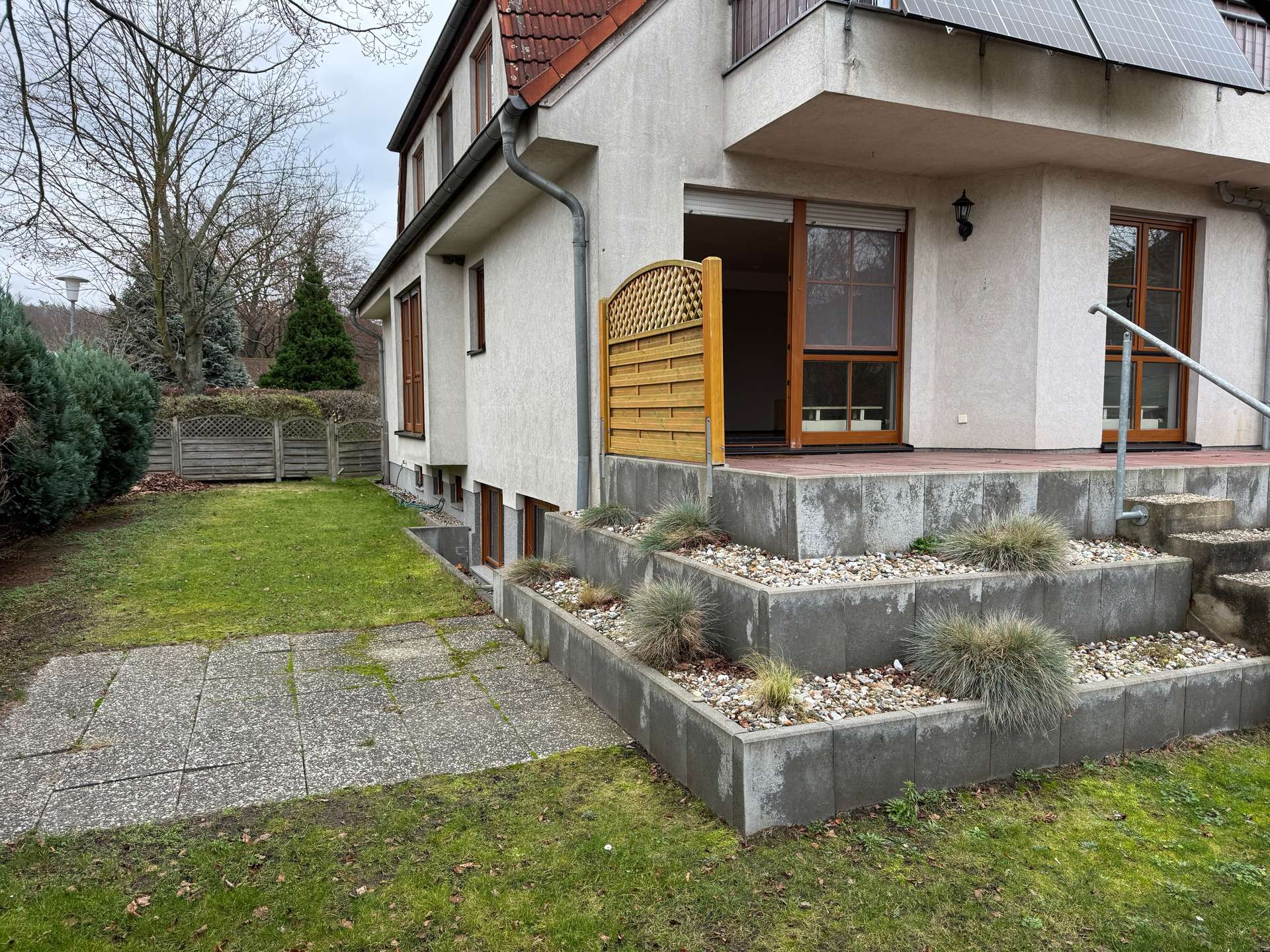 Terrasse und Garten