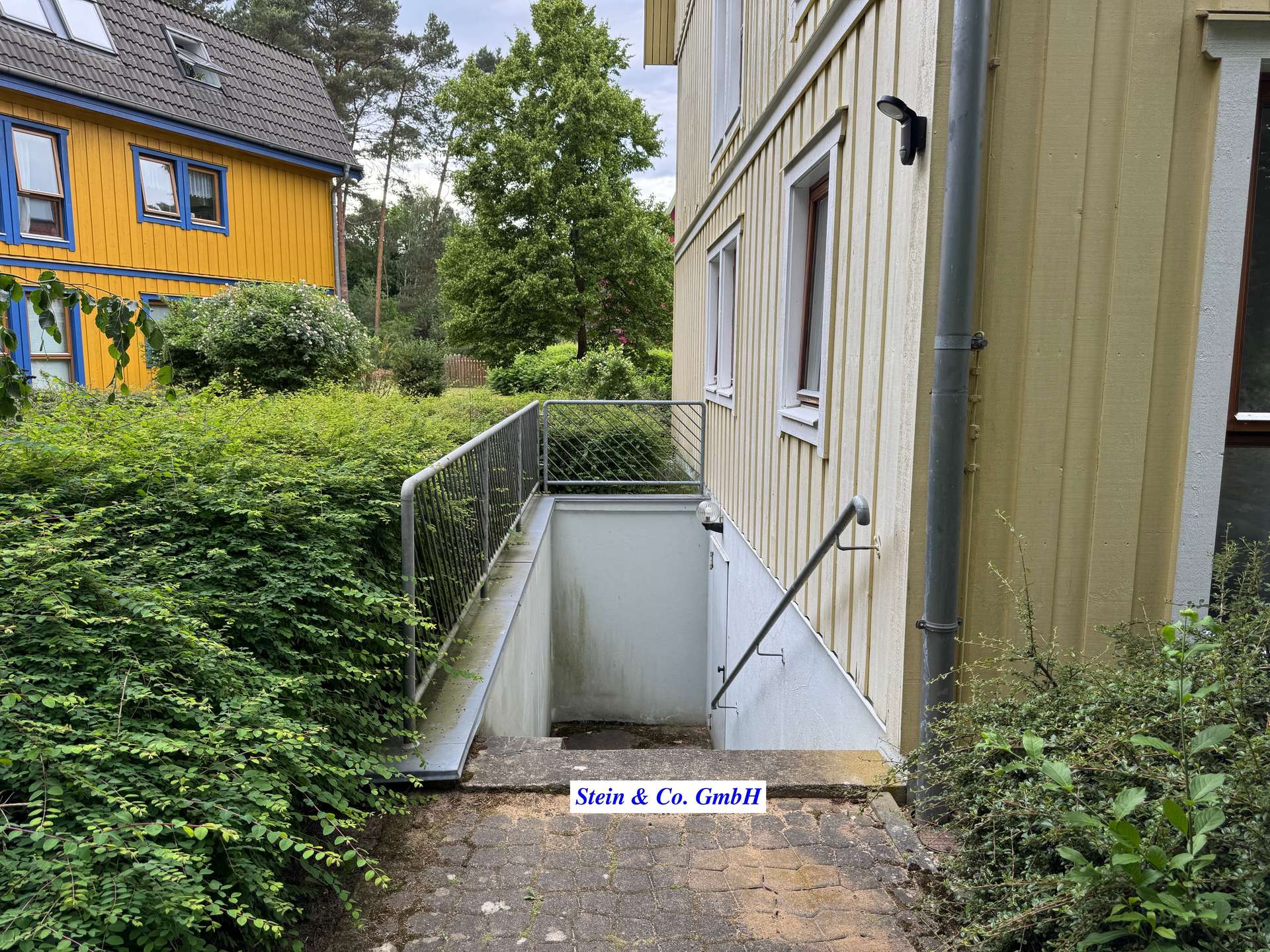 Kelleraußentreppe (1)